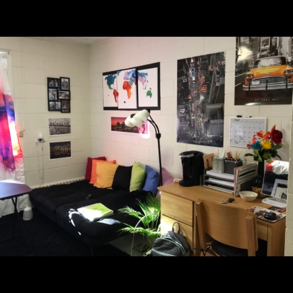 College Dorm Rm Bedding Set with Accessories! - Picture 11 of 13